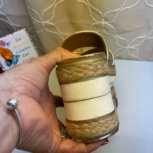 (P3) Franco Sarto gold leather platform sandals, women's size 8 - Picture 7 of 13